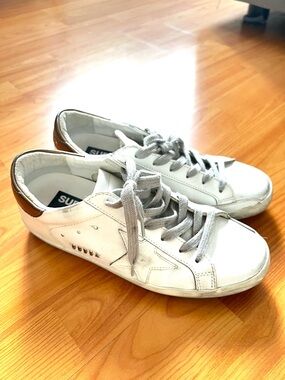 Golden Goose women’s sneaker size 38 white